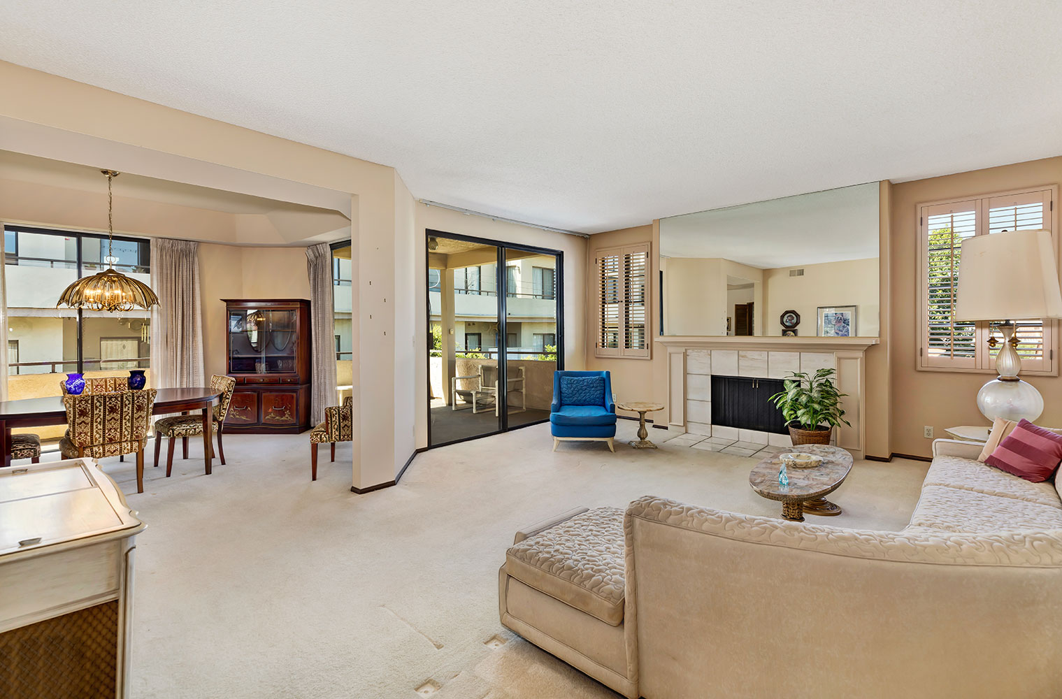 1875 Kelton Avenue, Unit 303, Westwood